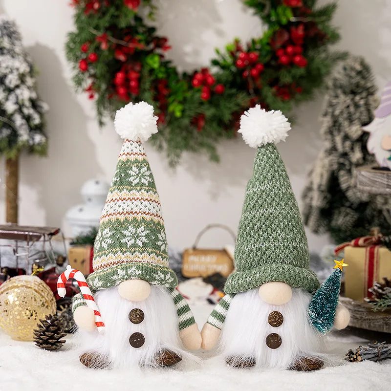 Pareja de gnomos navideños de punto con luz